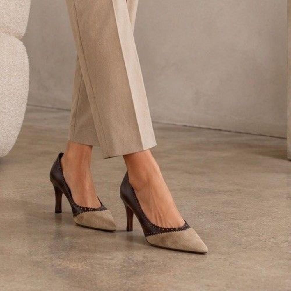 Ferragamo Women Pumps 8.5 B Brown Leather And Tan Suede Toe